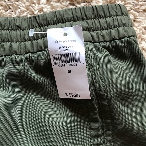NWT GAP army green crop lounge pant - Picture 5 of 7